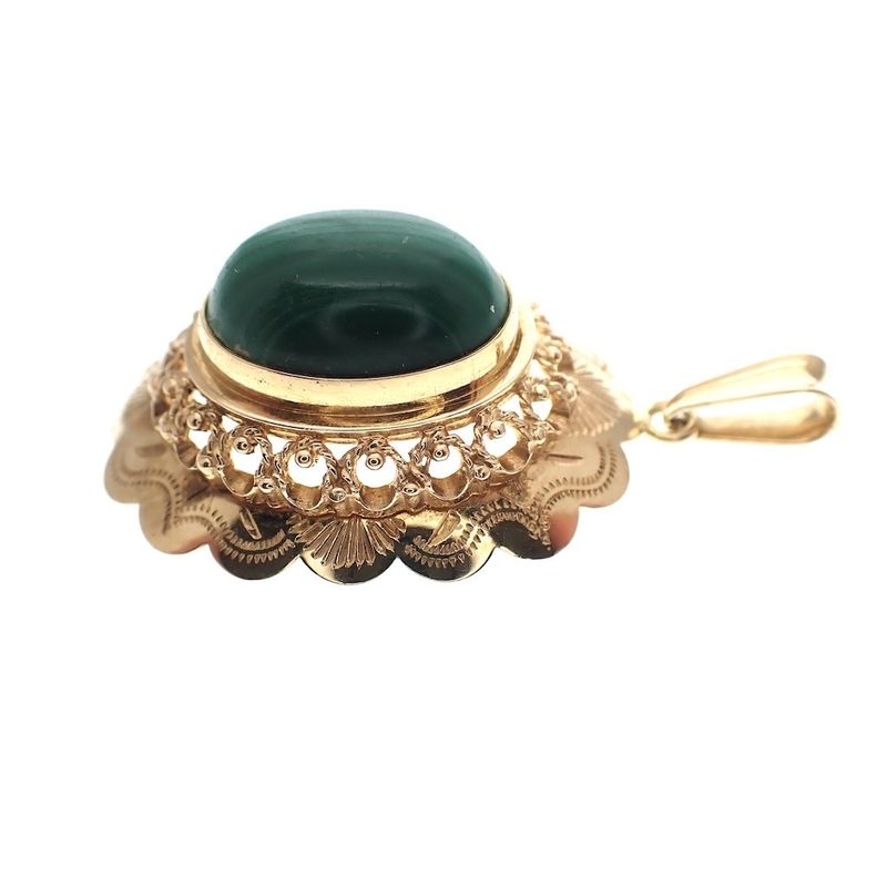 Image 3 of Vintage gold pendant with malachite