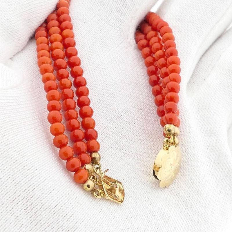 Image 9 of Antique blood coral bead bracelet with gold decorative clasp