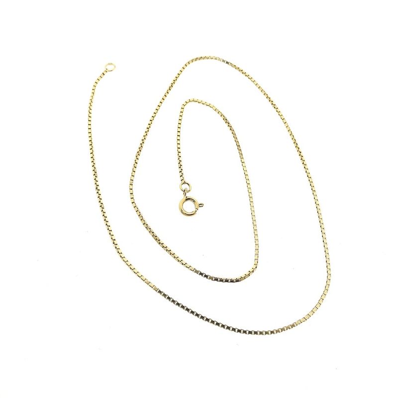 Image 5 of Golden Venetian link chain