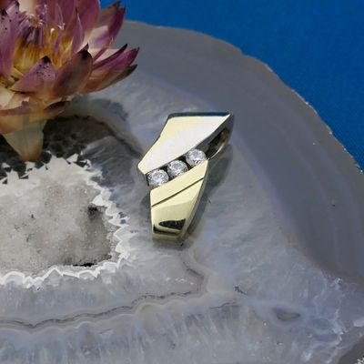 Image 2 of Bicolor pendant with zirconia