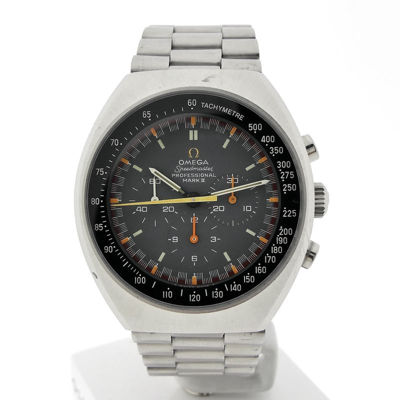 Image 1 of Omega Speedmaster Mark II 'Racing Dial'; Vintage chronograph men's watch