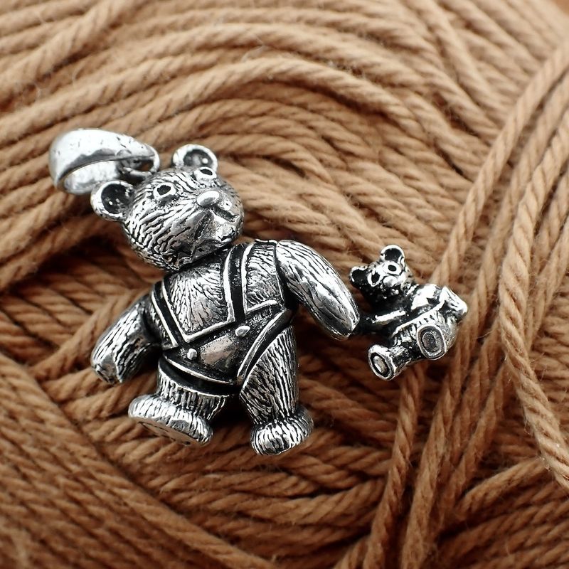 Image 6 of Silver pendant of a bear