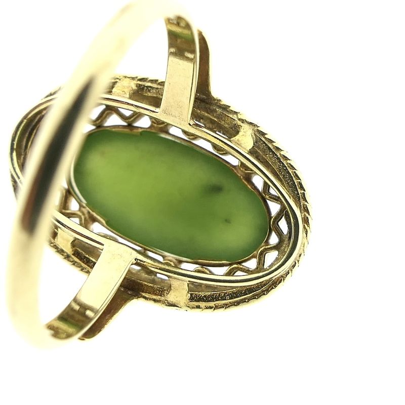 Image 7 of Gold ring with jade | Vintage