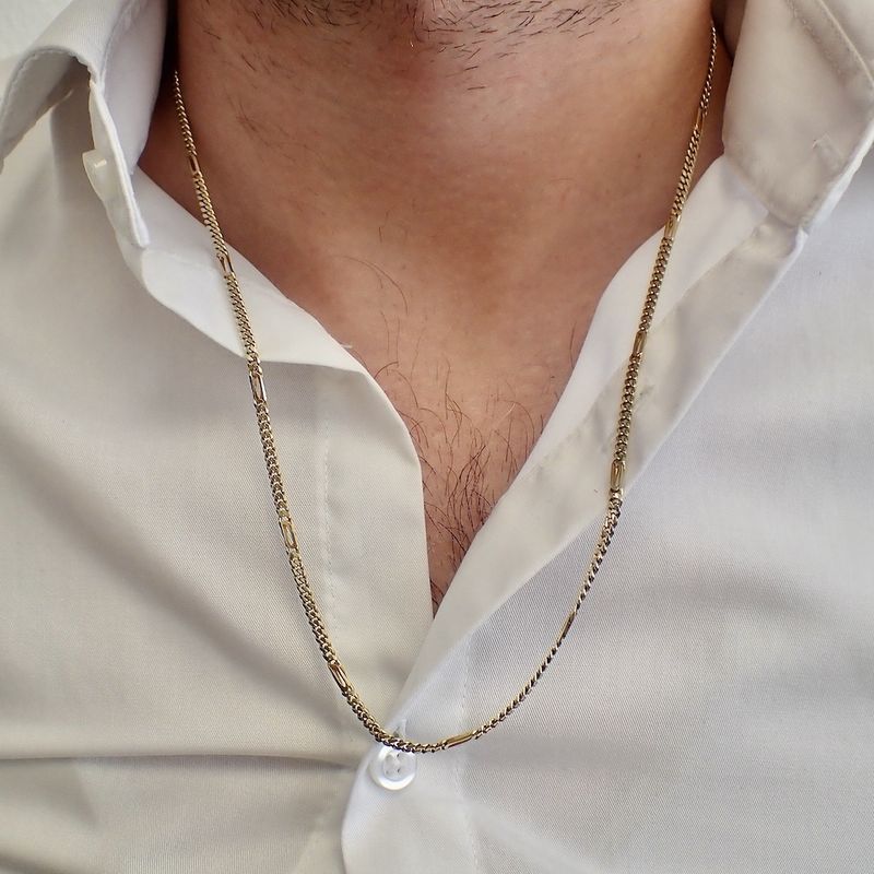 Image 2 of Gold Figaro link chain | 58 cm