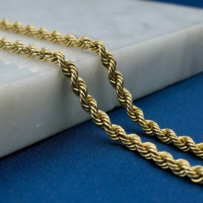 9 carat twisted link chain Image 2 of 9 carat twisted link chain