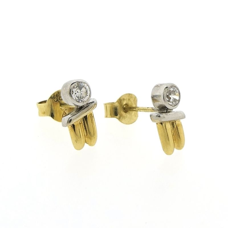 Image 4 of Bicolor gold stud earrings with zirconia