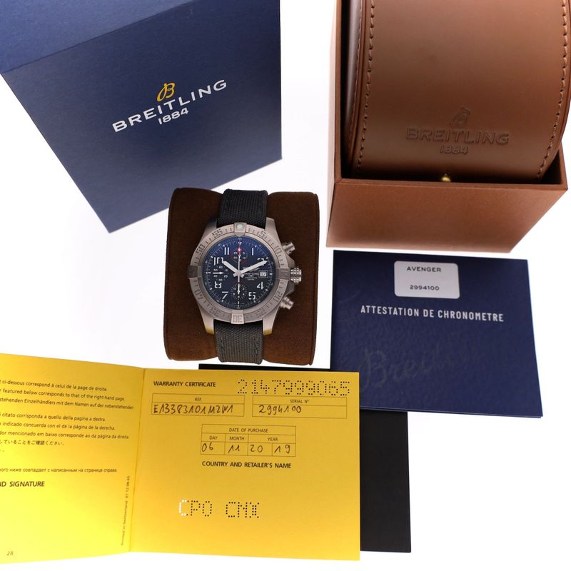 Afbeelding 14 van Breitling Avenger Bandit Chronograph E1338310; Automatisch Heren Horloge