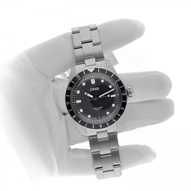 Image 12 of Oris Divers Sixty-Five '5-Days' Automatic Watch