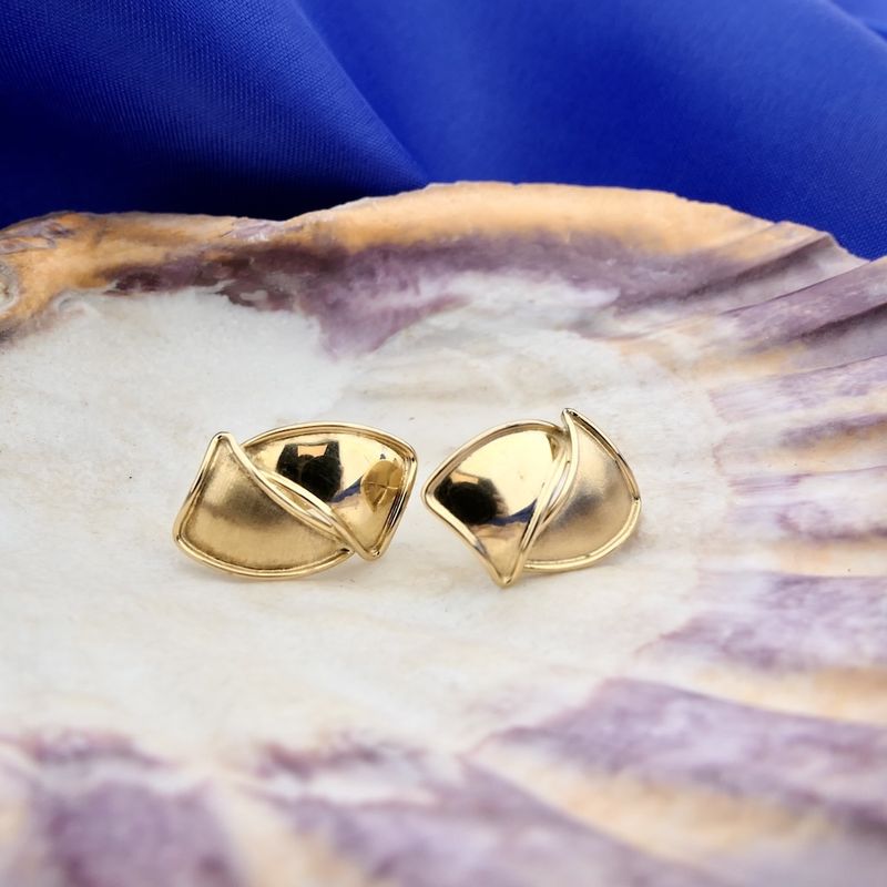 Image 3 of Vintage gold stud earrings