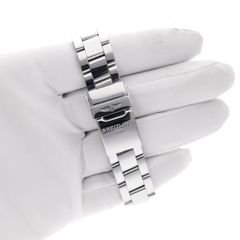 Image 8 of Breitling SuperOcean II 36mm A17312; Automatic diving watch