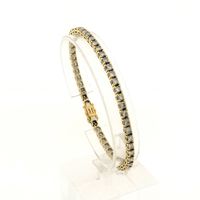 18K gold tennis bracelet with diamond; 6.12 ct. | 19 cm
