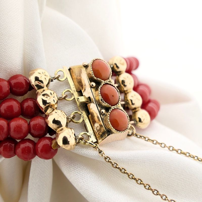 Image 5 of Antique Blood Coral Bead Bracelet with Gold Clasp