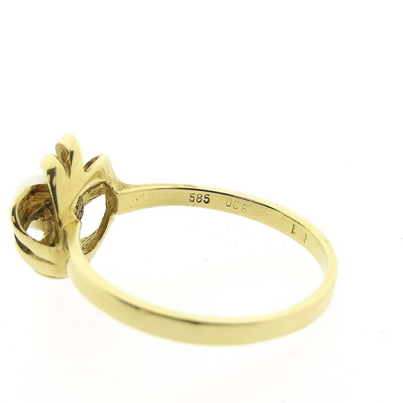 Image 6 of Vintage gold ring with pearl