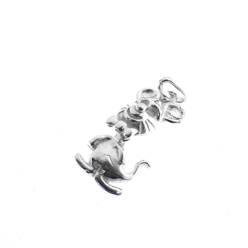 Image 3 of Silver pendant; Moving mouse