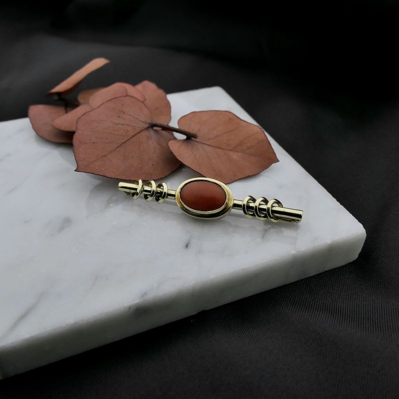 Image 6 of Vintage gold brooch with blood coral