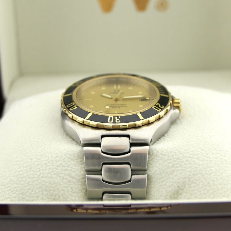 Image 17 of Omega Seamaster Pre-Bond 396.1042; Gold/steel men's watch