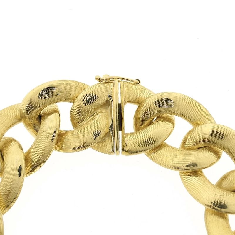 Image 4 of Robust gold gourmet link bracelet