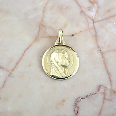 Image 2 of 18 carat gold coin pendant of Mary