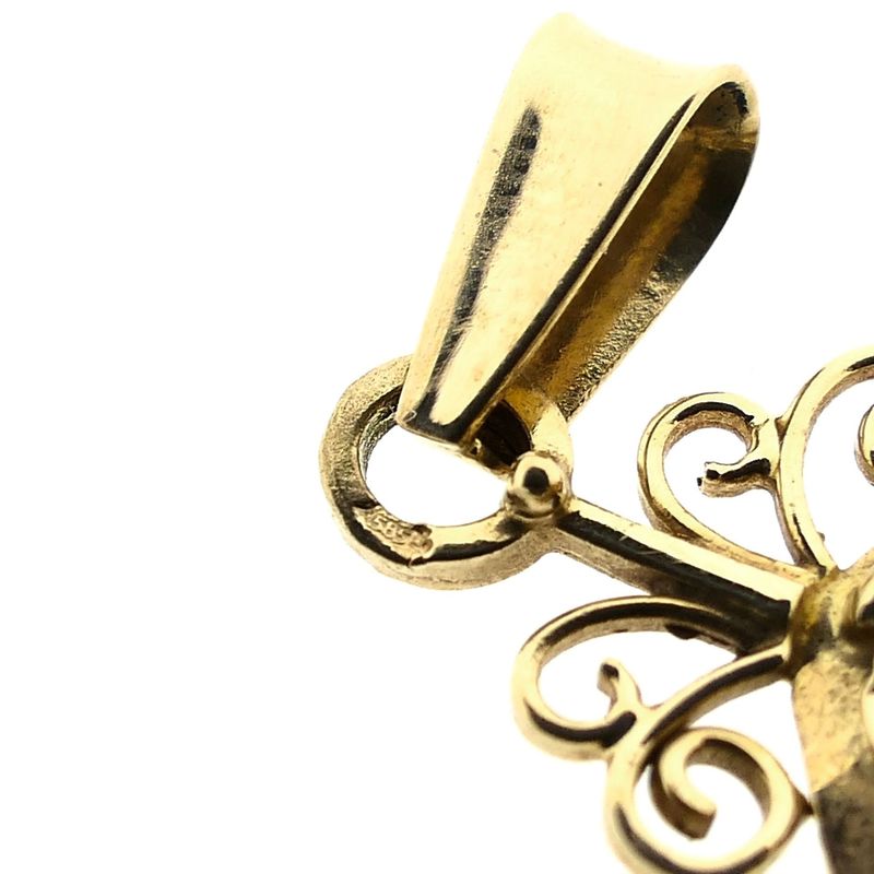Image 8 of Gold Pendant with Coral