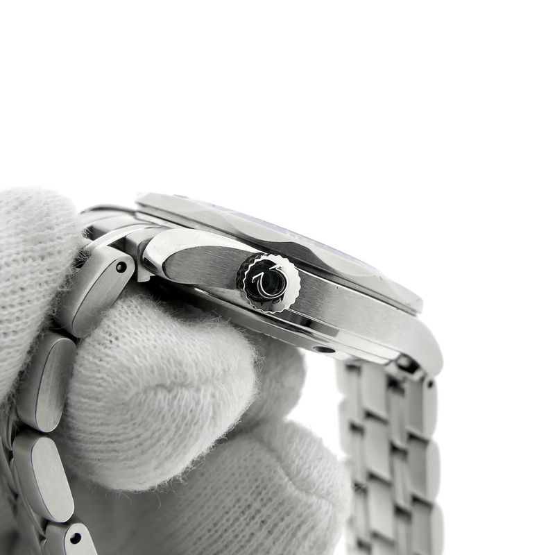 Image 14 of Omega Seamaster 300m 'James Bond'; Automatic men's diving watch