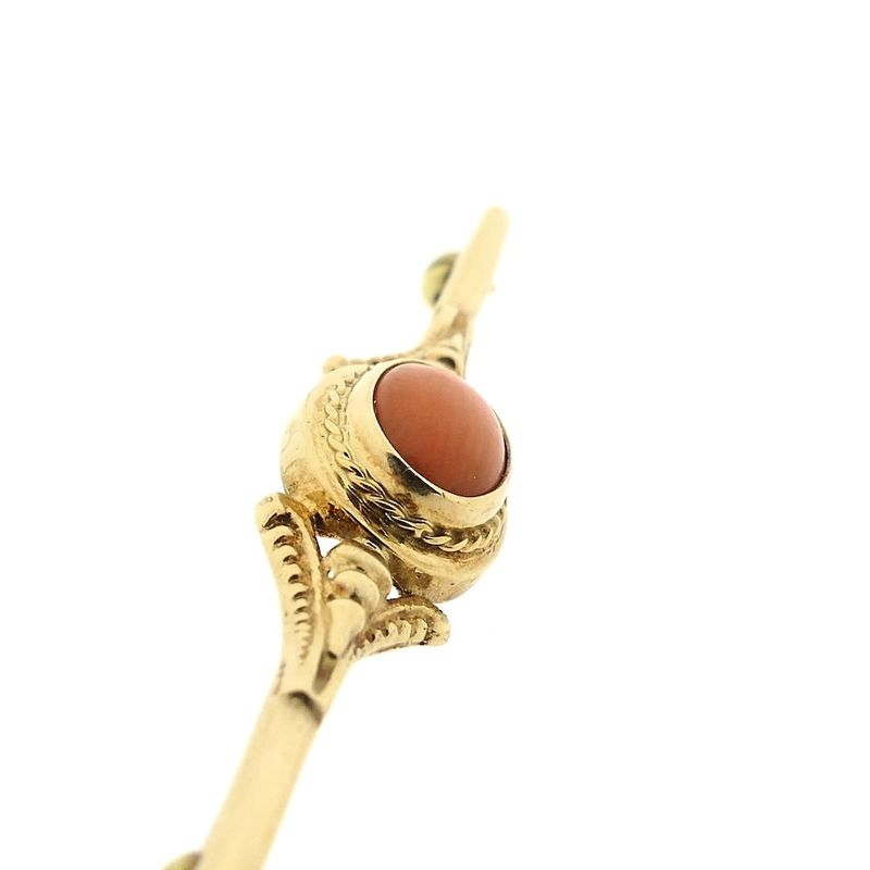 Image 6 of Antique gold brooch with blood coral