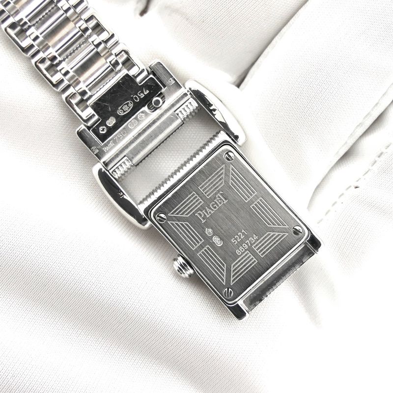 Image 11 of Piaget Miss Protocole 5221; 18k white gold women's watch with mother-of-pearl dial