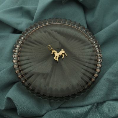 Image 2 of Gold pendant of a horse
