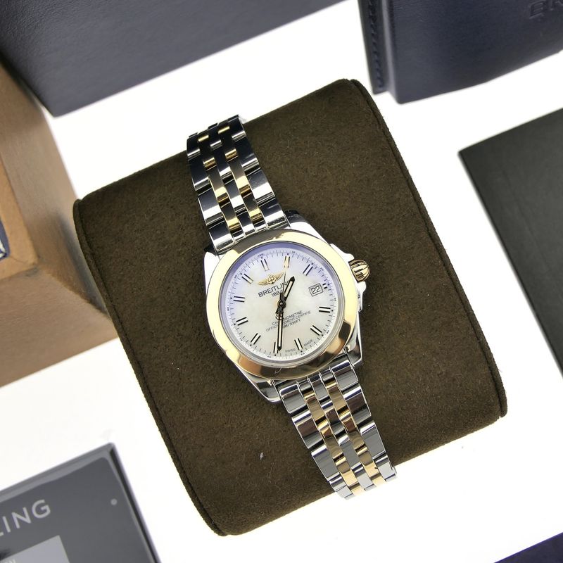 Image 12 of Breitling Galactic 'Sleek' C71330; Gold/steel women's watch with mother-of-pearl dial