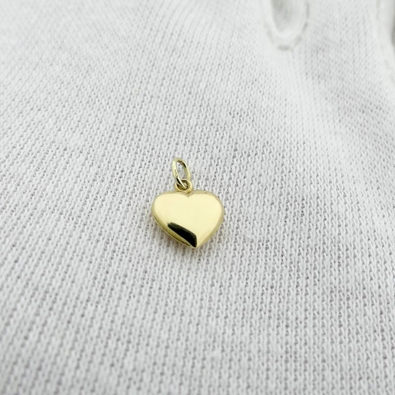 Image 9 of Gold minimalist pendant of a heart