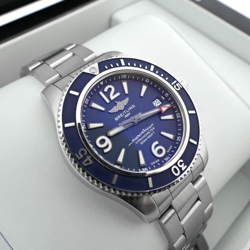 Image 12 of Breitling Superocean Automatic 42 A17366; Men's diving watch