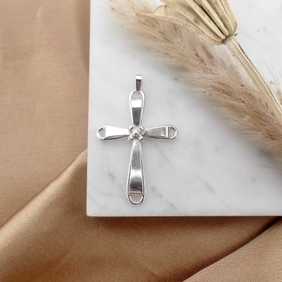 Image 2 of Silver pendant of a large cross