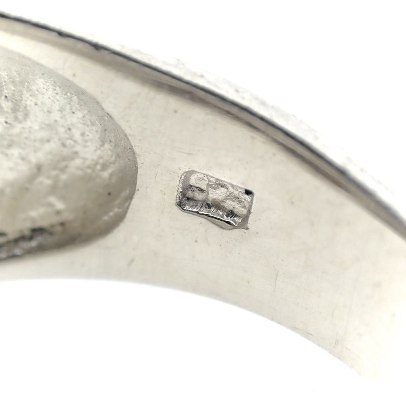 Image 6 of Silver ring with mother of pearl