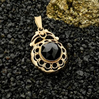 Image 2 of Vintage Gold Pendant with Garnet