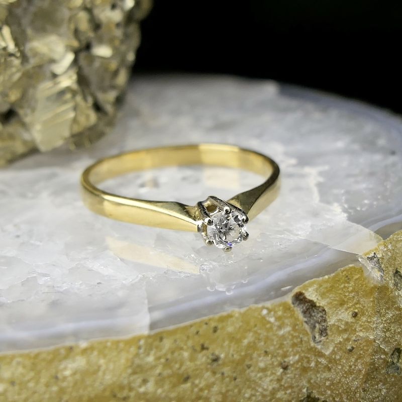 Image 2 of Gold solitaire ring with diamond | 0.16 ct.