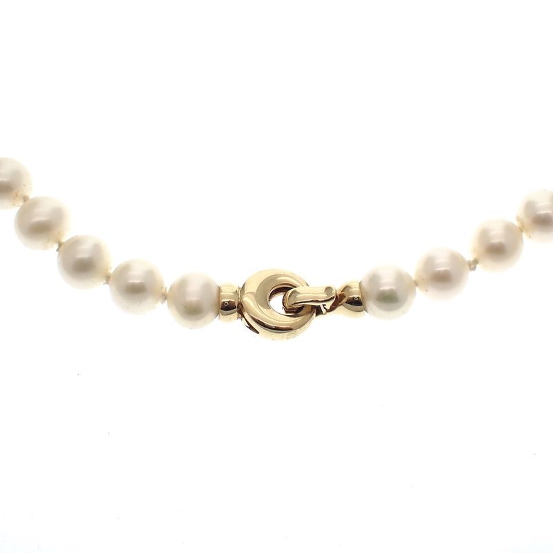 Image 2 of Pearl necklace with gold clasp | 47 cm