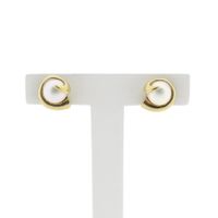 Gold stud earrings with pearl