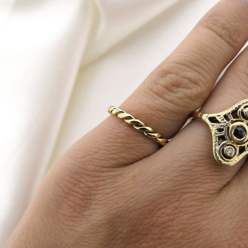 Image 5 of Gold twisted ring