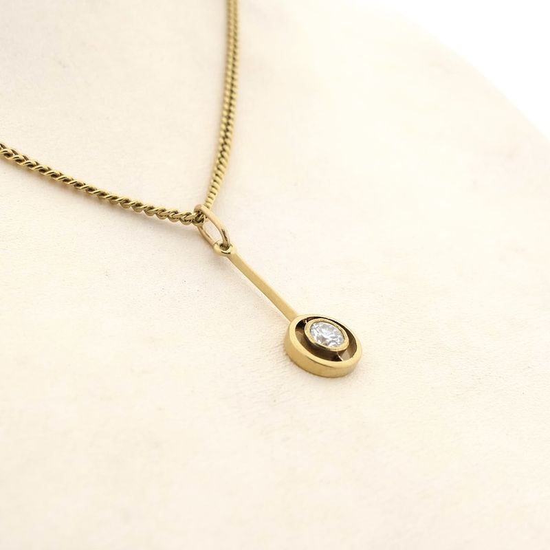 Image 7 of Gold pendant with diamond | 0.20 ct.