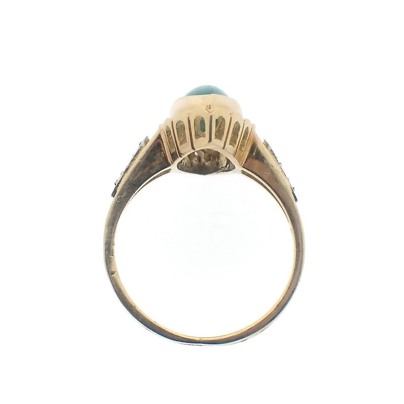 Image 8 of 18-karat gold women's ring with malachite and diamonds | 0.04 ct.