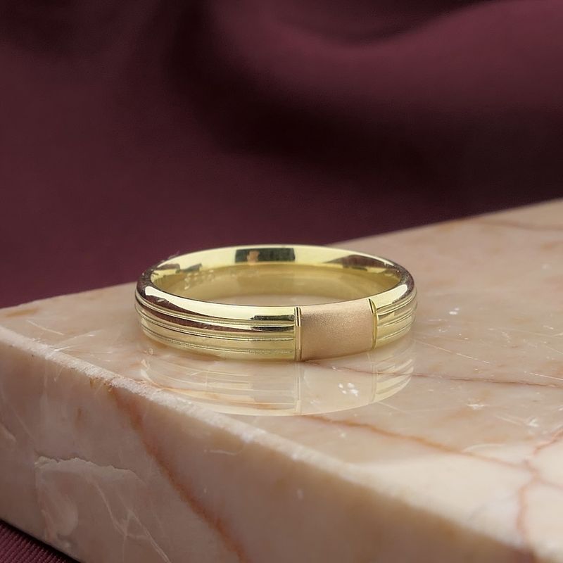 Image 2 of Two-tone gold (wedding) ring