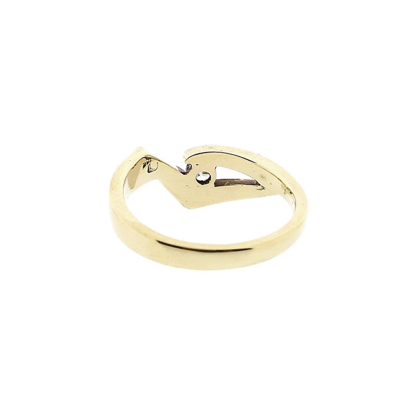 Image 4 of Gold Ring with Diamond; 0.12 ct.