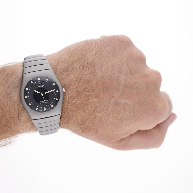 Image 17 of Omega Seamaster 'Recife' ref. 396.0984; Vintage watch from 1984