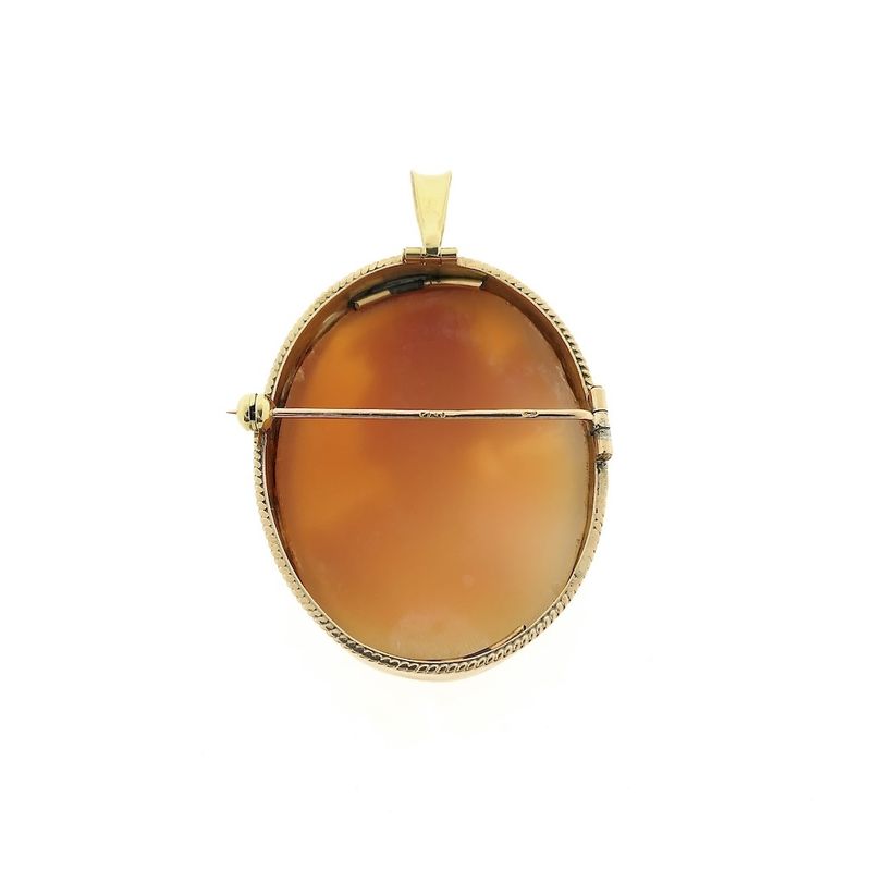 Image 3 of Antique gold brooch/pendant with cameo