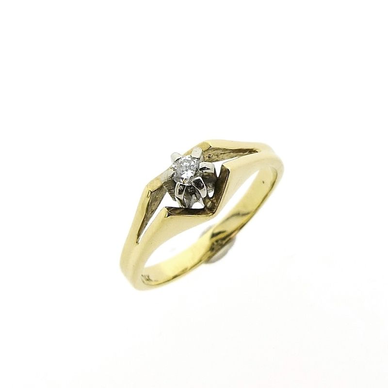 Image 1 of Gold solitaire ring with diamond 0.07 ct.