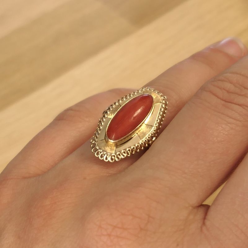 Image 6 of Gold ring with red coral | Vintage/antique