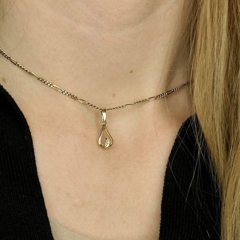 Image 7 of Gold subtle pendant with zirconia