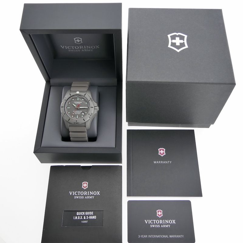 Image 4 of Victorinox Swiss Army Professional Diver; Men's watch