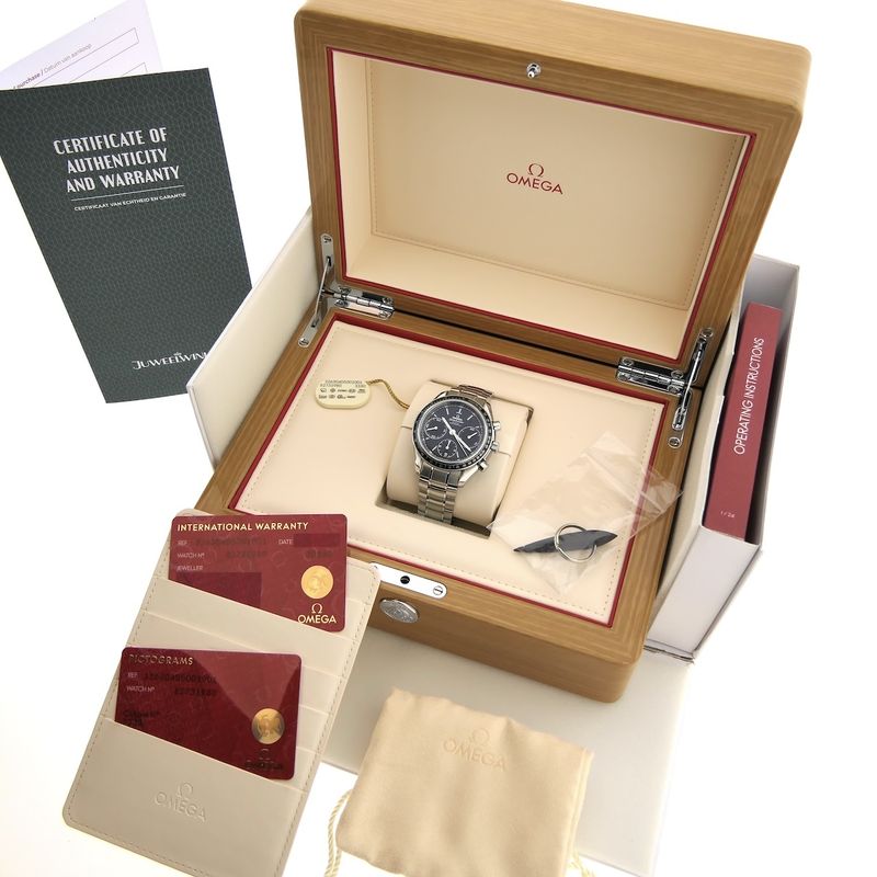 Image 15 of Omega Speedmaster Racing 326.30.40.50.01.001; Automatic chronograph watch