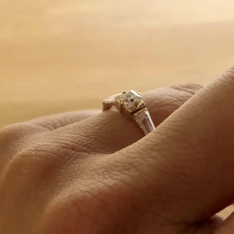 Image 7 of Gold ring with zirconia