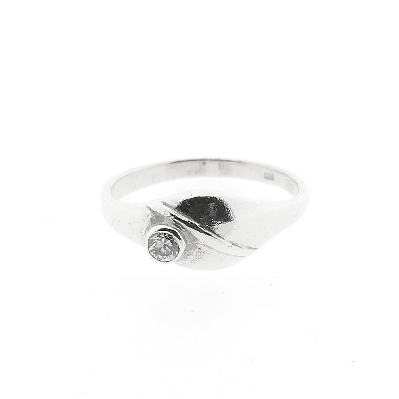 Image 3 of Silver ring with zirconia